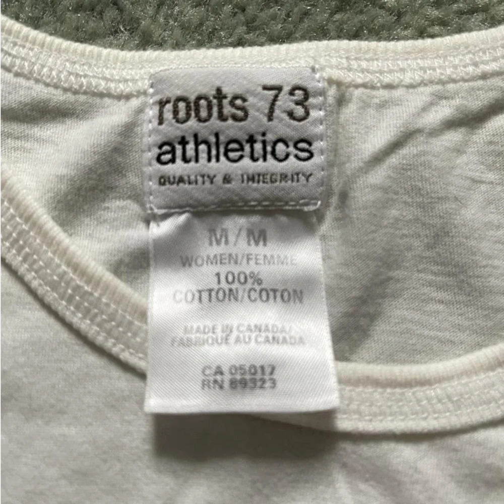 🦄 5 for $30🦄 Roots tee - Picture 2 of 2
